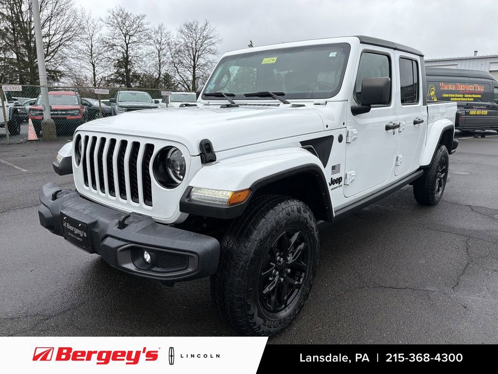 Used 2023 Jeep Gladiator Sport AWD/4WD image 1