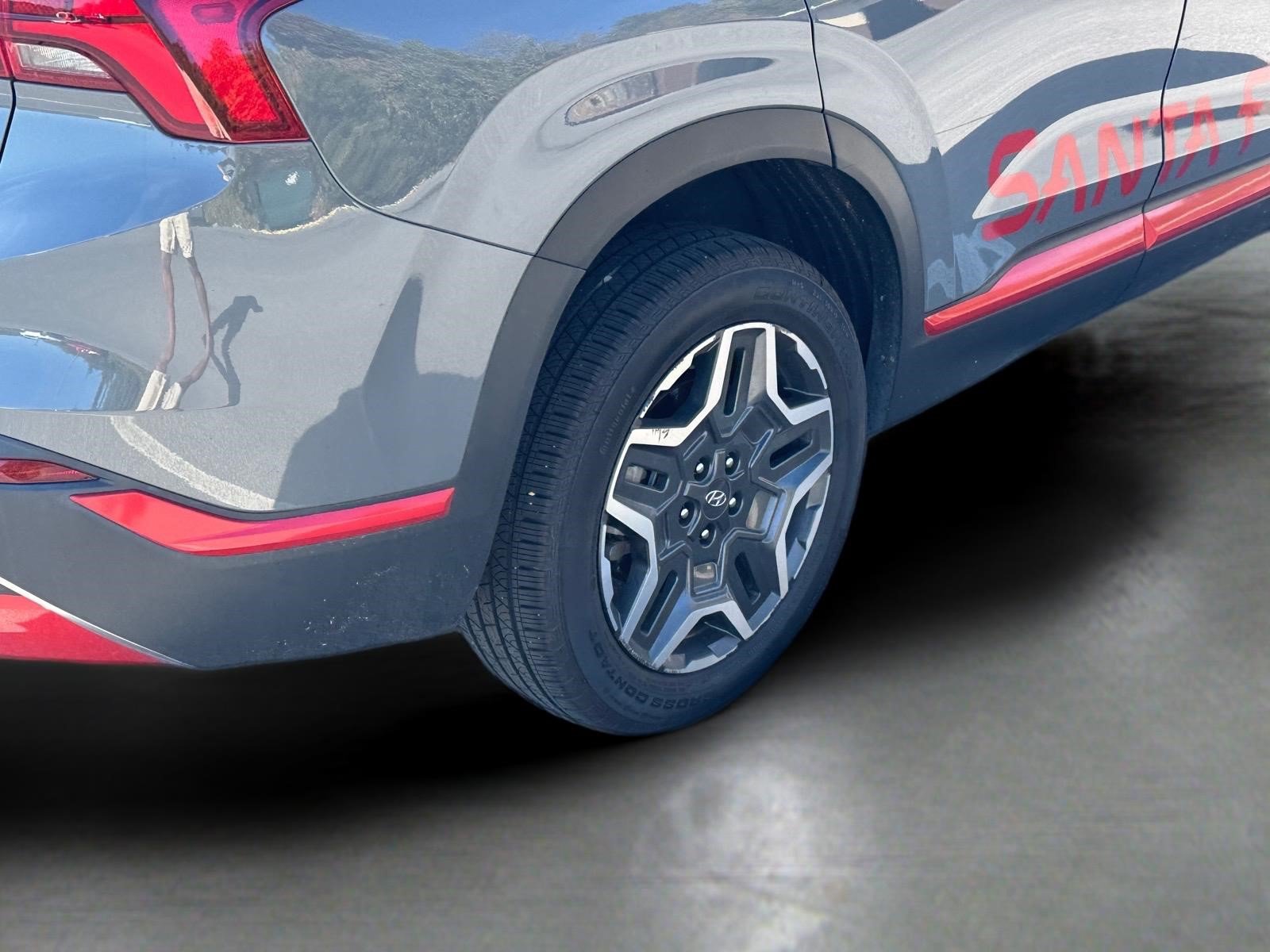 Used 2023 Hyundai Santa Fe SEL Premium AWD/4WD image 17