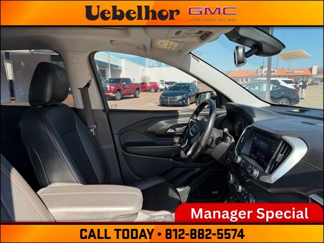 Used 2020 GMC Terrain SLT w/ Preferred Package image 2