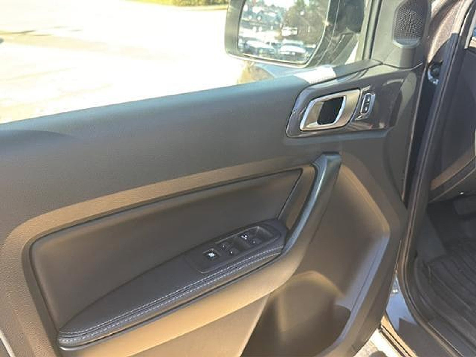 Used 2020 Ford Ranger Lariat w/ Trailer Tow Package image 18