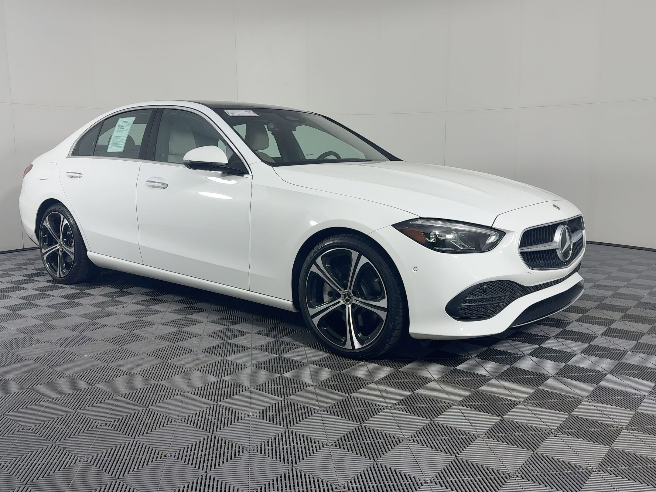 Used 2023 Mercedes-Benz C 300 C 300 image 6