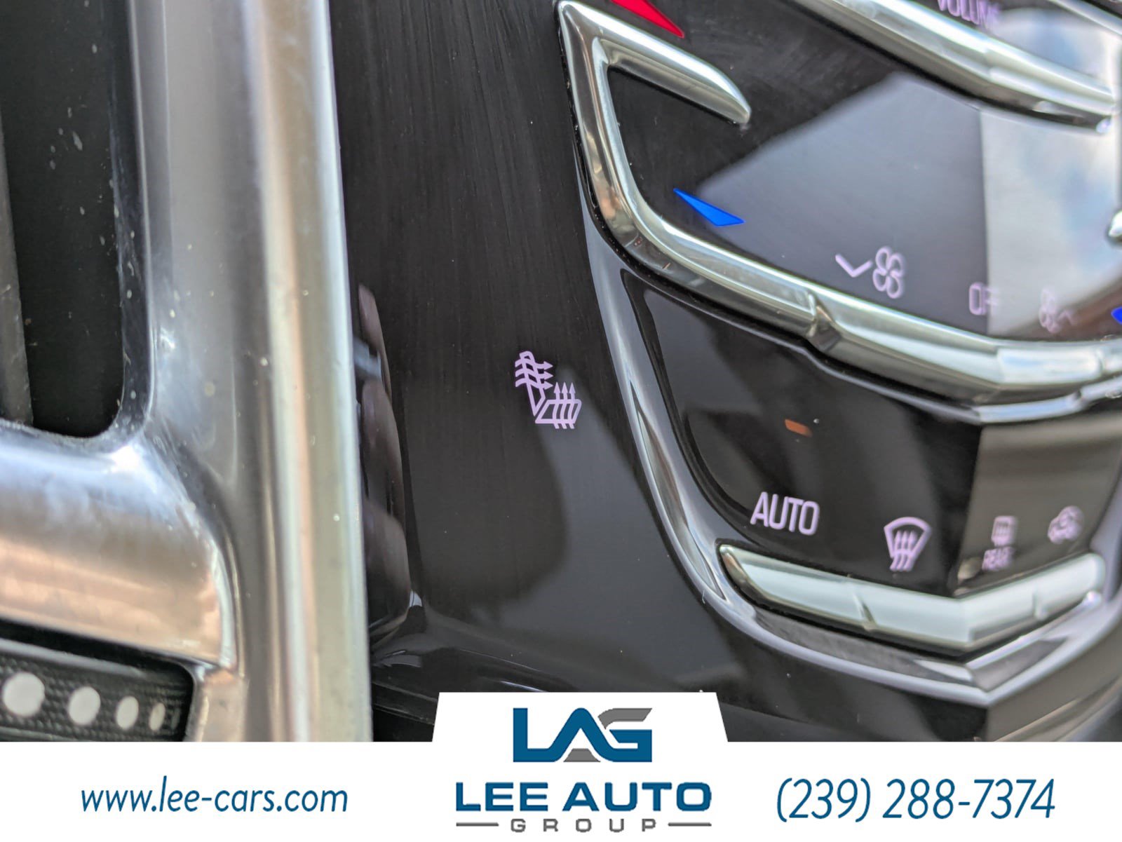 Used 2015 Cadillac SRX Luxury w/ Driver Awareness Package FWD image 26