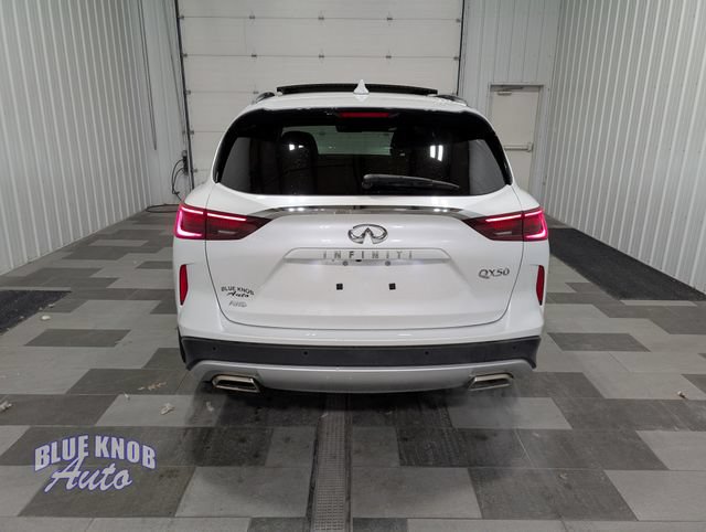 Used 2023 INFINITI QX50 Luxe AWD/4WD image 3