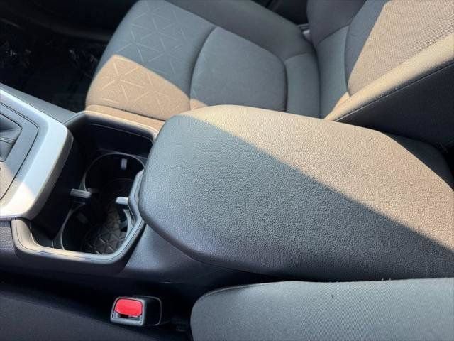 Certified 2025 Toyota RAV4 XLE AWD/4WD image 87