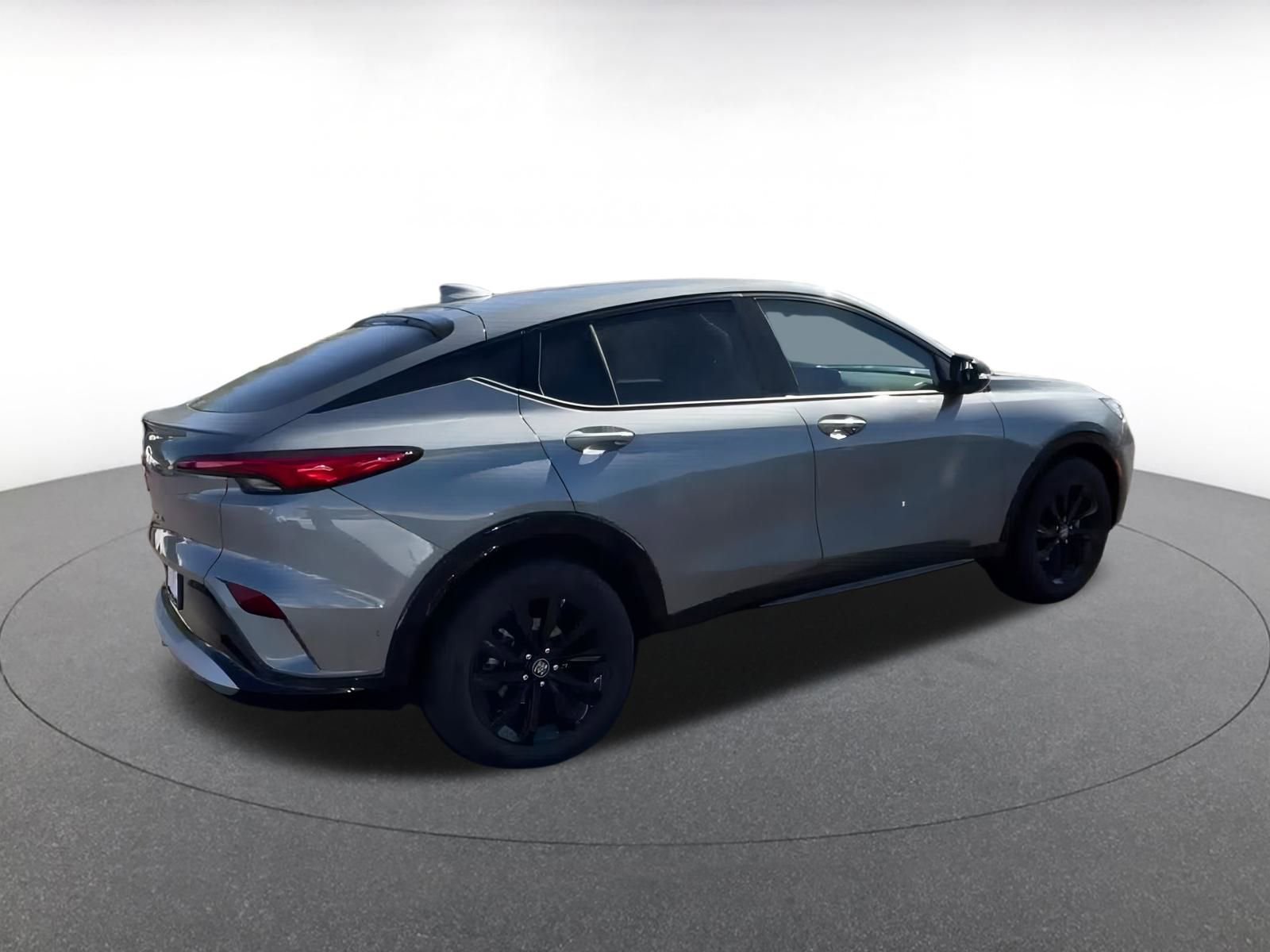 Used 2025 Buick Envista Sport Touring image 14