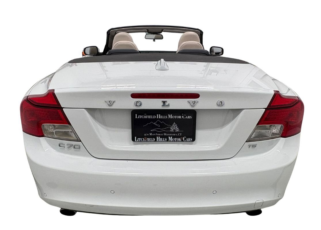 Used 2011 Volvo C70 T5 w/ Multimedia Pkg image 5