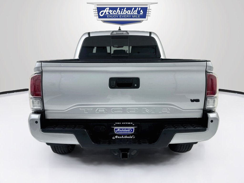 Used 2023 Toyota Tacoma TRD Off-Road w/ Technology Package AWD/4WD image 7