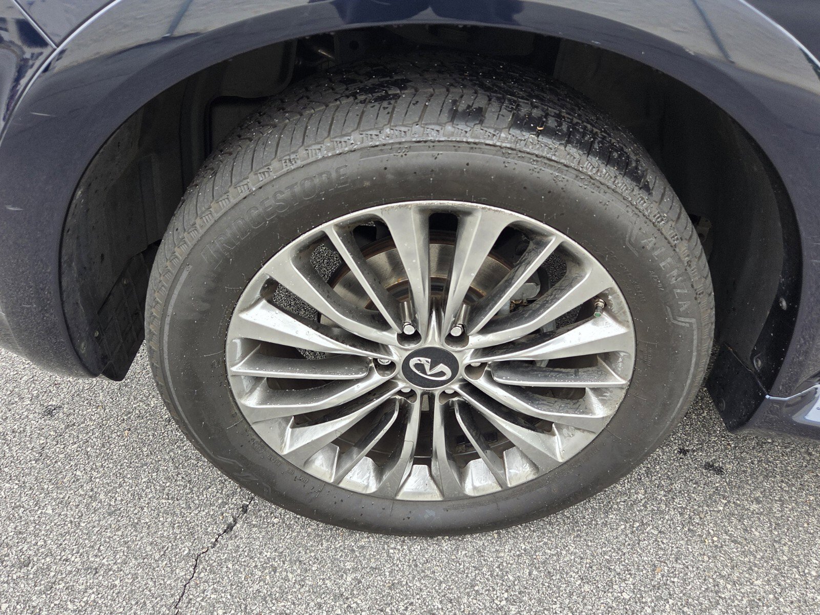Used 2018 INFINITI QX80 4WD w/ Deluxe Technology Package image 10