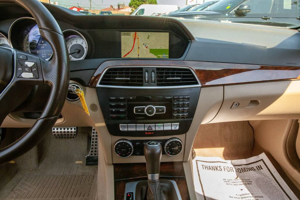Used 2014 Mercedes-Benz C 300 4MATIC Sedan image 15