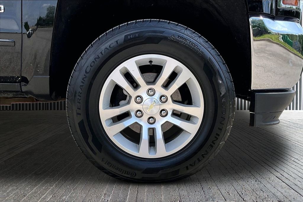 Used 2018 Chevrolet Silverado 1500 LT w/ All Star Edition AWD/4WD image 10