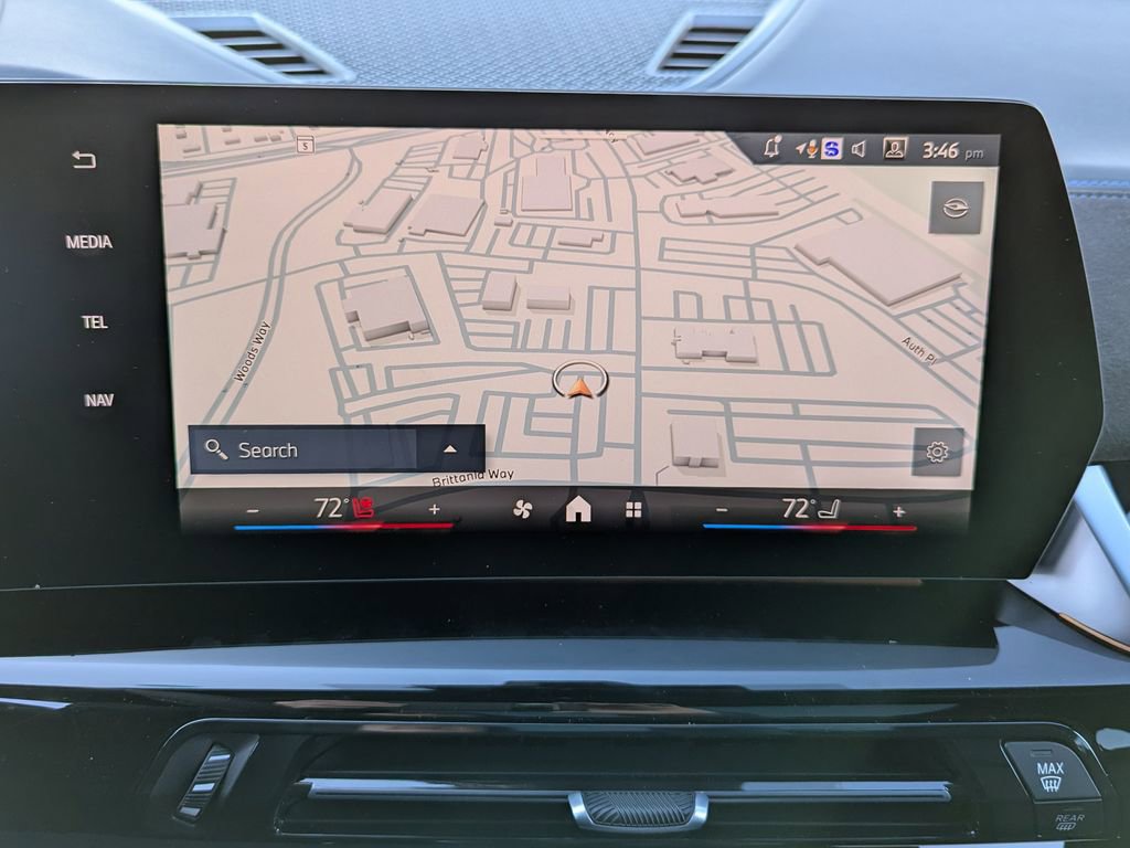 New 2026 BMW X2 xDrive28i w/ Technology Package AWD/4WD image 17