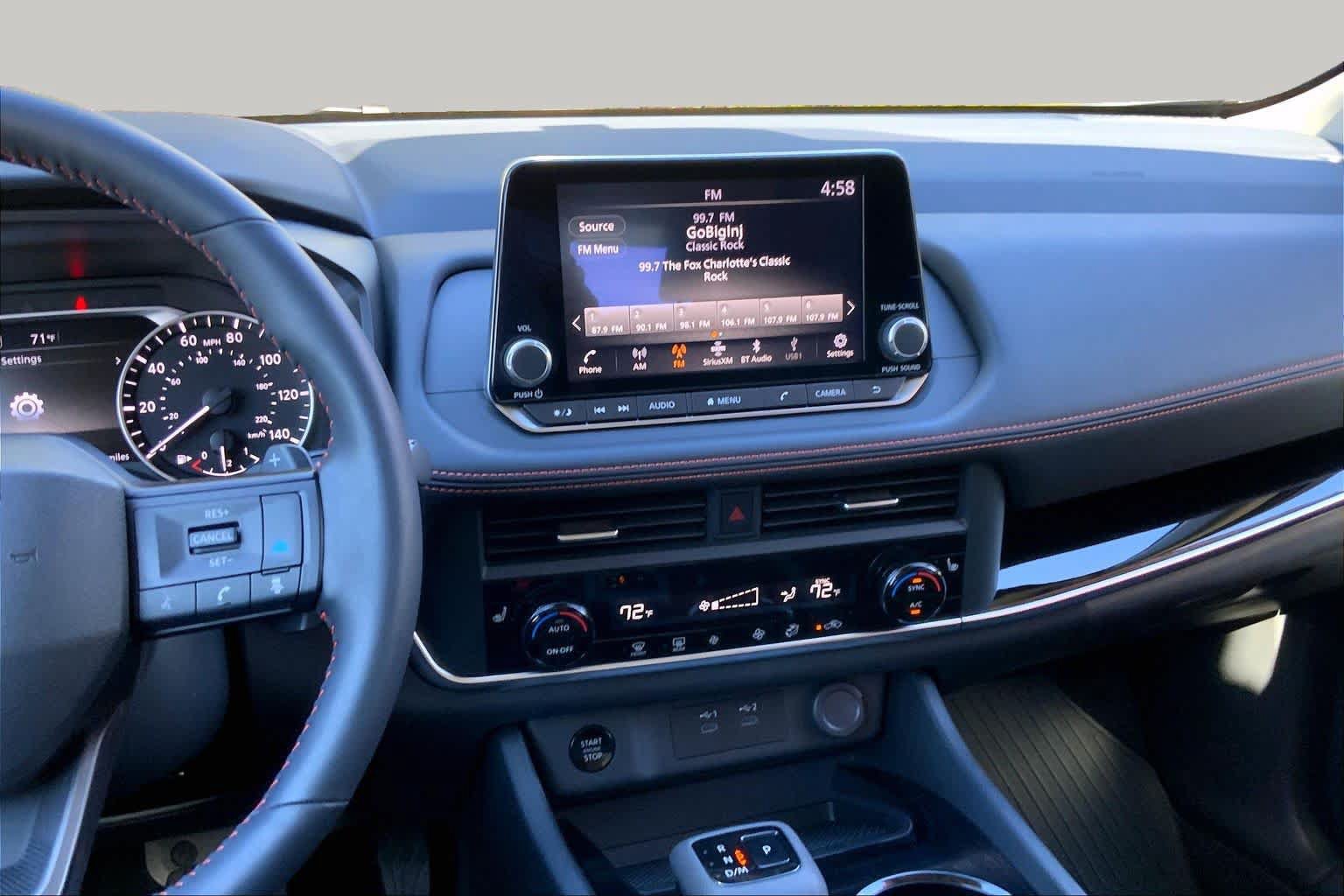 Used 2026 Nissan Rogue SV AWD/4WD image 7