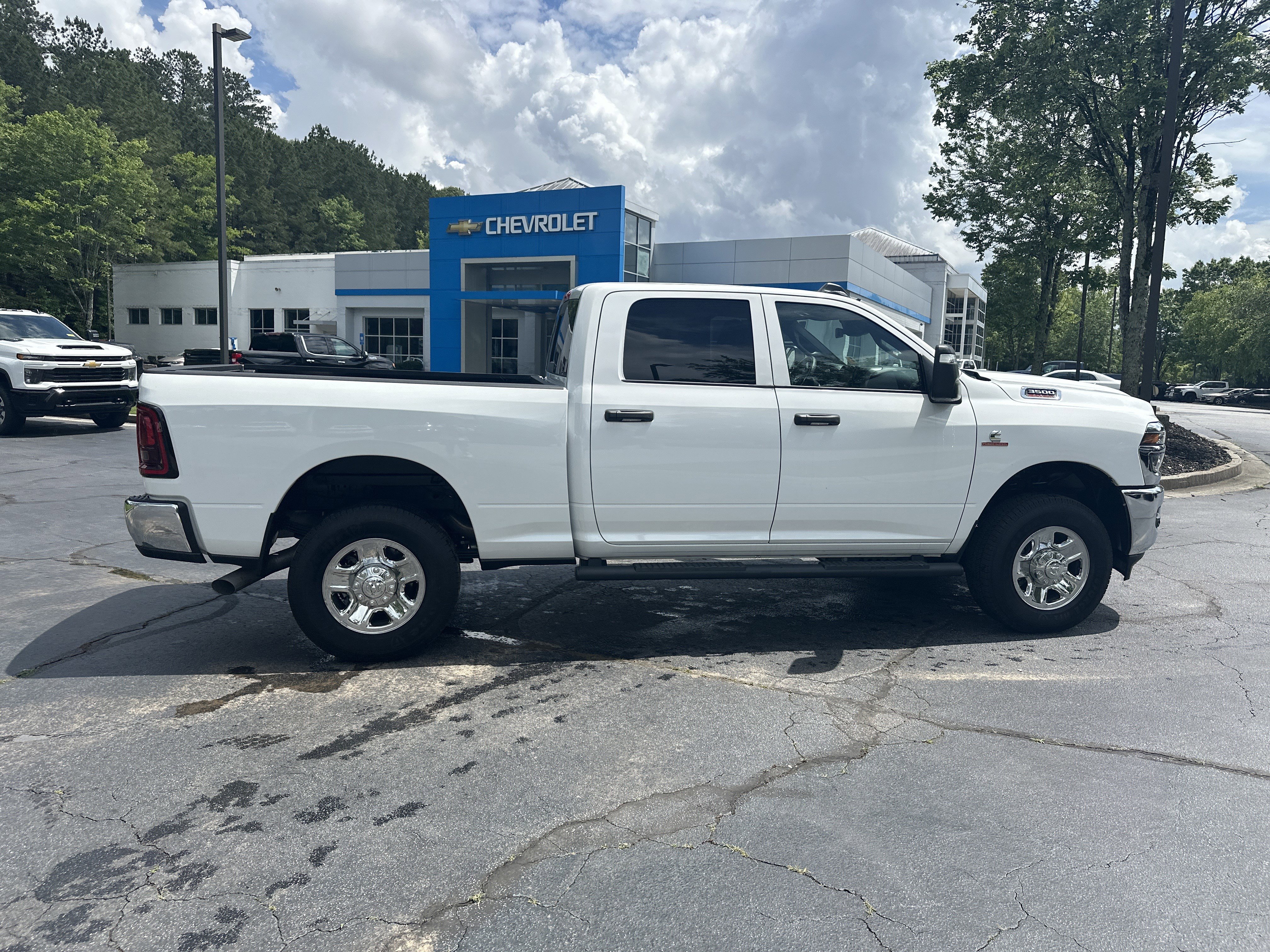 Used 2025 RAM 3500 Tradesman AWD/4WD image 4