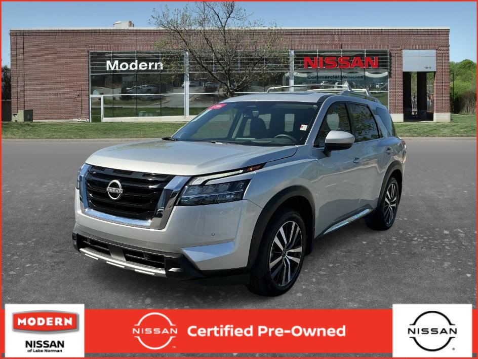 Certified 2024 Nissan Pathfinder Platinum w/ Cargo Package image 1
