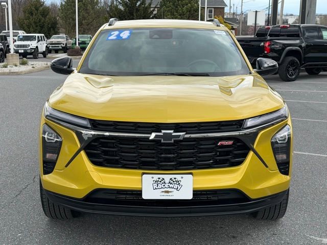 Certified 2024 Chevrolet Trax RS w/ Driver Confidence Package image 9