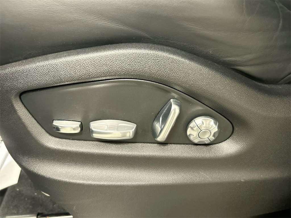 Certified 2021 Porsche Cayenne Coupe image 11