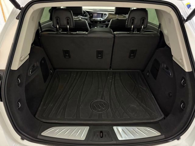 Used 2020 Buick Envision Essence FWD image 12