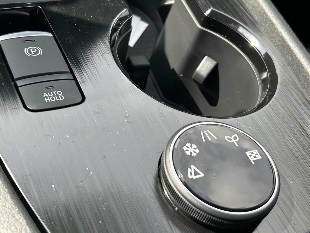 New 2026 Nissan Rogue SV AWD/4WD image 31