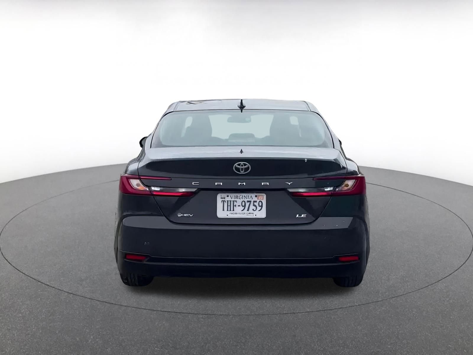 Used 2025 Toyota Camry LE image 12