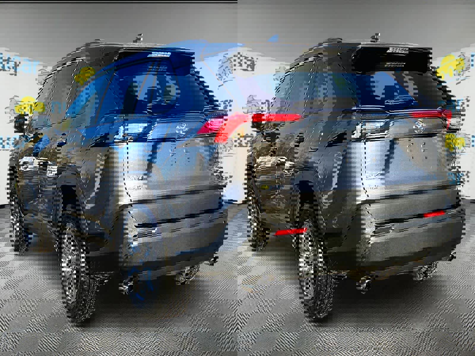 Used 2024 Toyota RAV4 XLE image 4