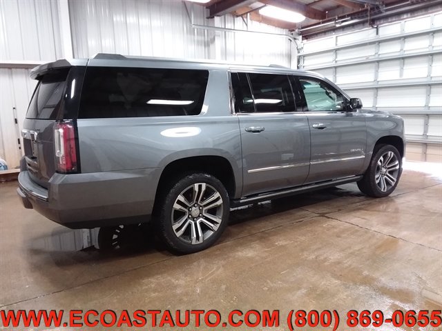 Used 2019 GMC Yukon XL Denali w/ Denali Ultimate Package AWD/4WD image 4