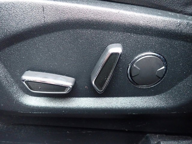 Used 2017 Ford Edge SEL w/ Equipment Group 201A image 23