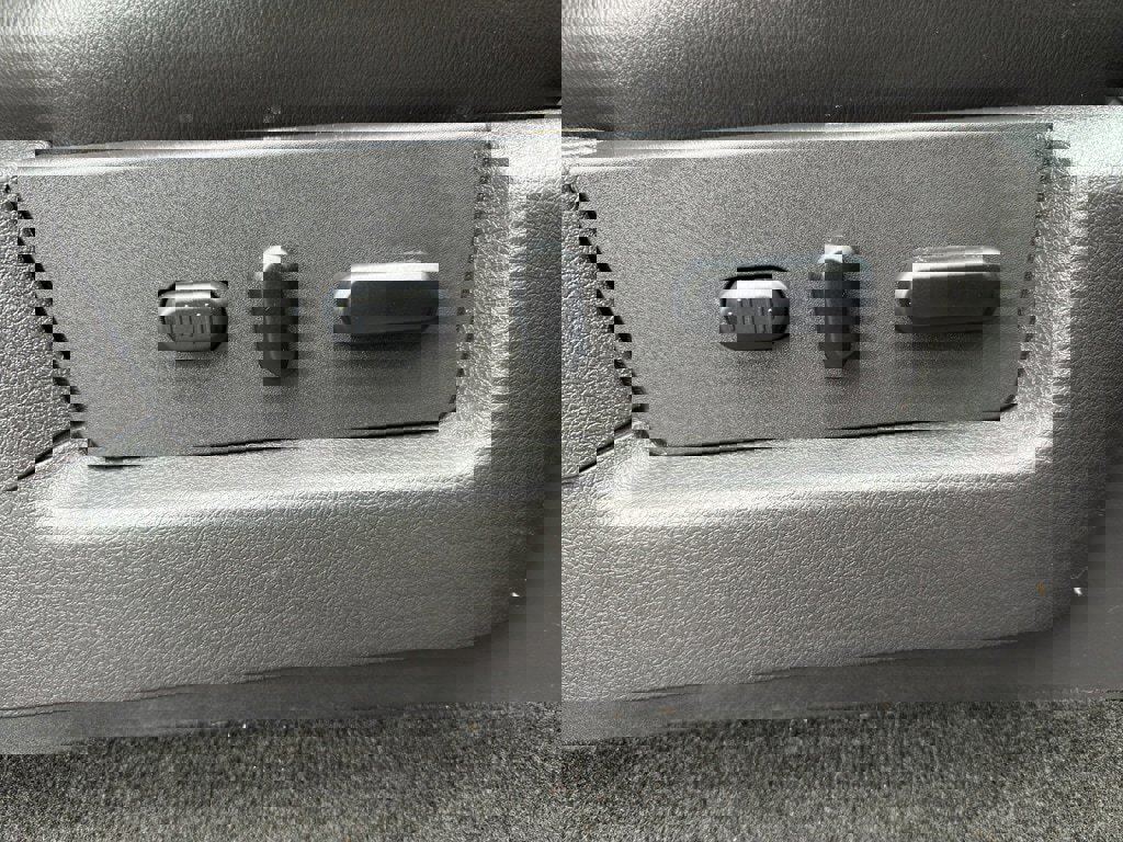 Used 2013 Ford F150 Lariat w/ Luxury Equipment Group image 11