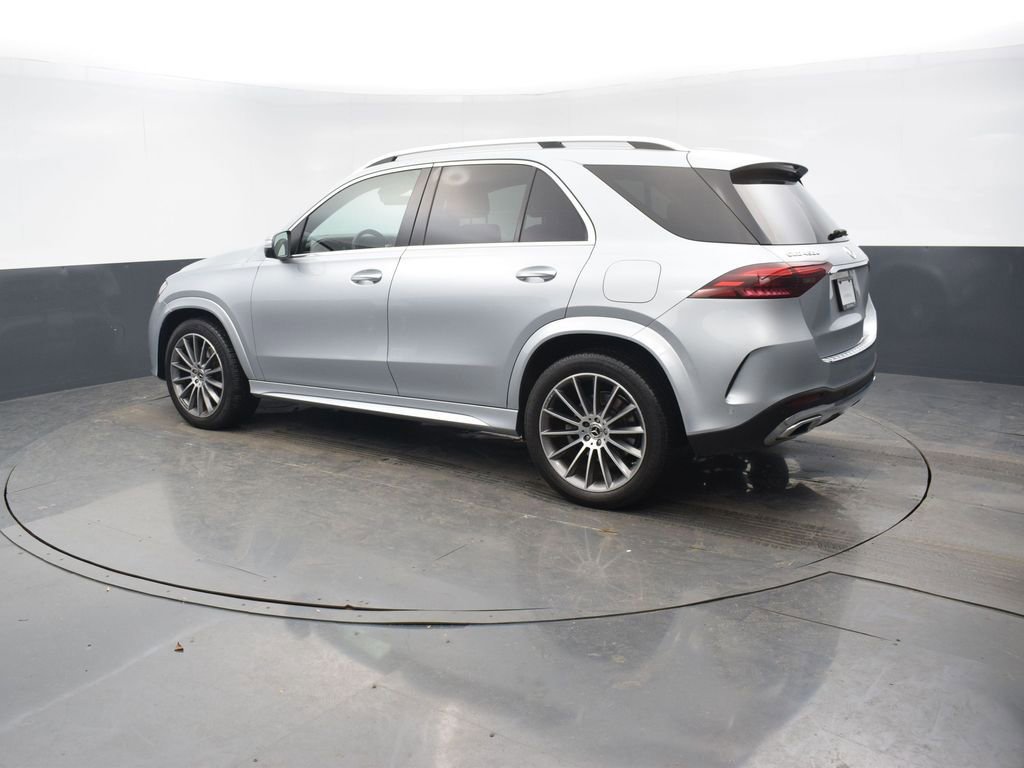 Used 2024 Mercedes-Benz GLE 450e 4MATIC image 3