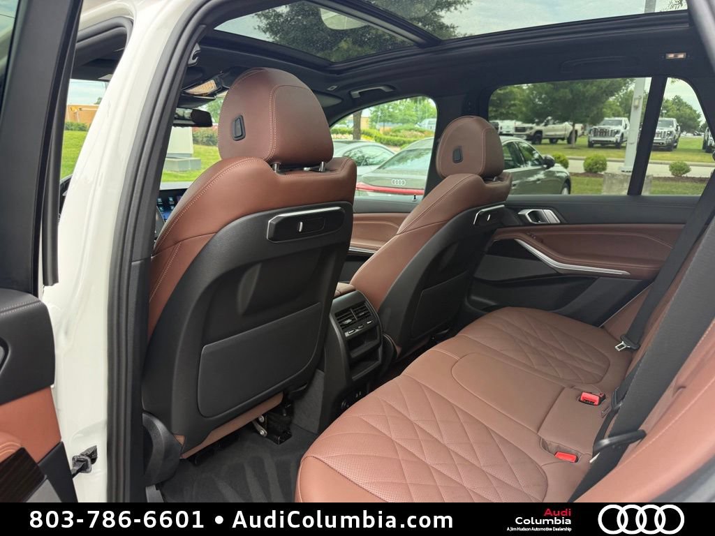 Used 2024 BMW X5 xDrive40i w/ Premium Package AWD/4WD image 25