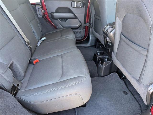 Used 2021 Jeep Wrangler Unlimited Sahara image 20