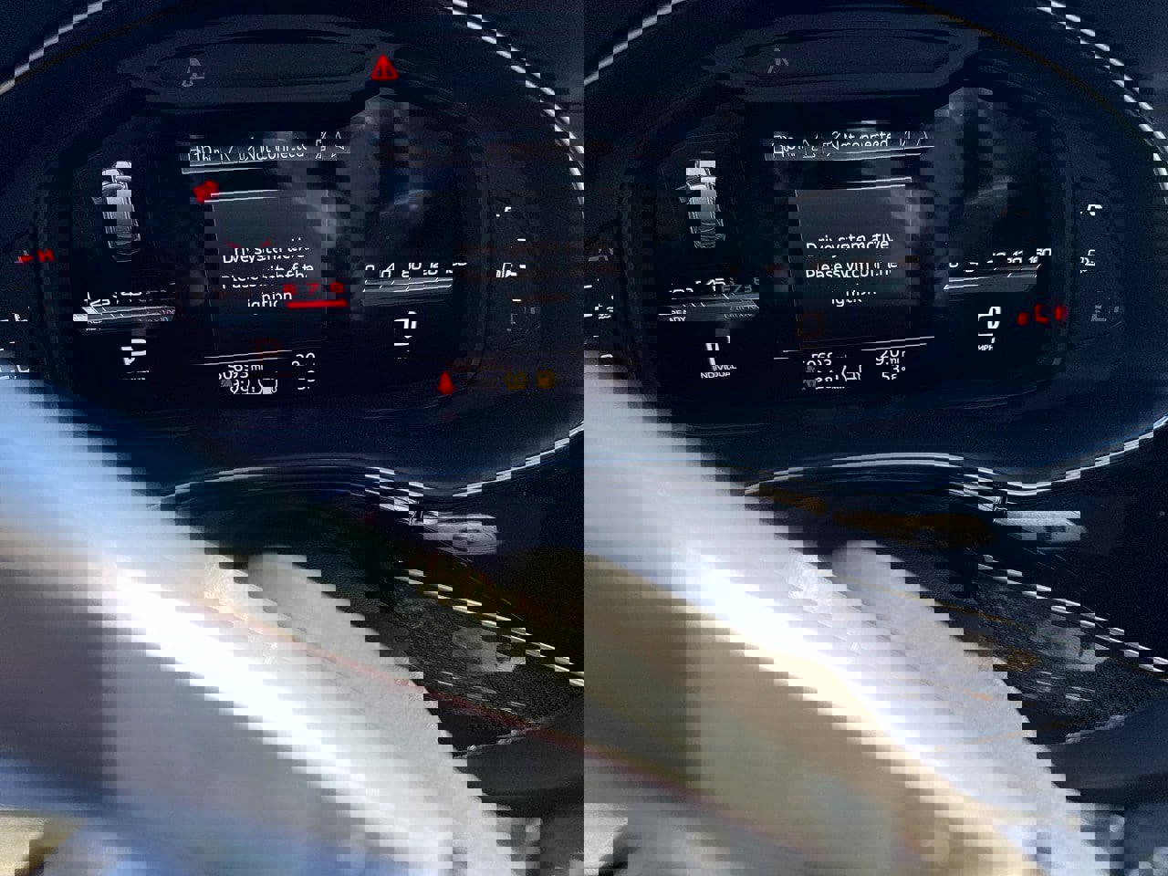 Used 2022 Audi SQ7 Prestige w/ Prestige Package image 13