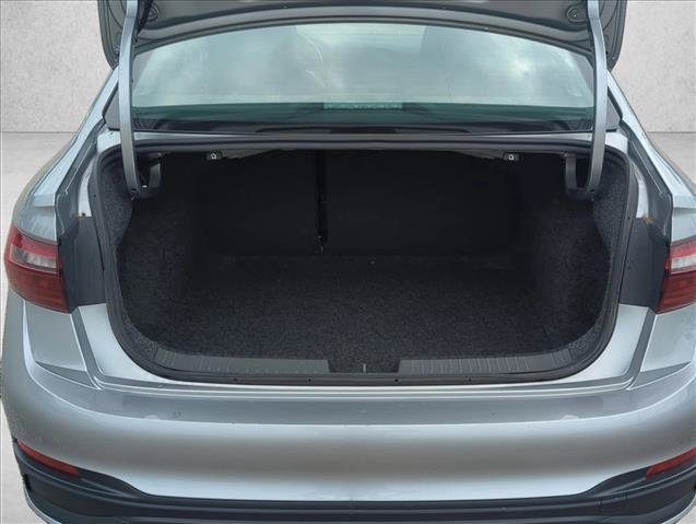 Used 2024 Volkswagen Jetta SE FWD image 7