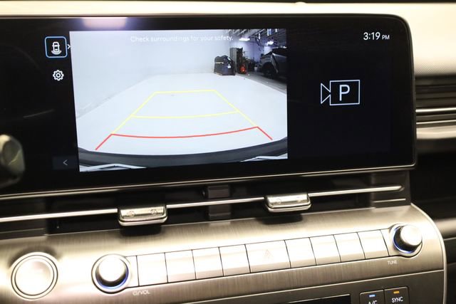 Used 2025 Hyundai Kona SEL image 16