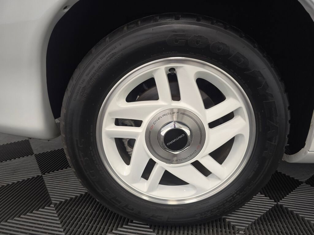 Used 1993 Chevrolet Camaro Z28 image 13