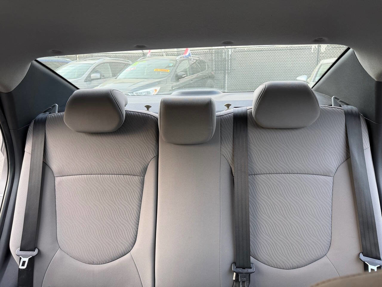 Used 2014 Hyundai Accent GLS w/ Option Group 2 FWD image 10