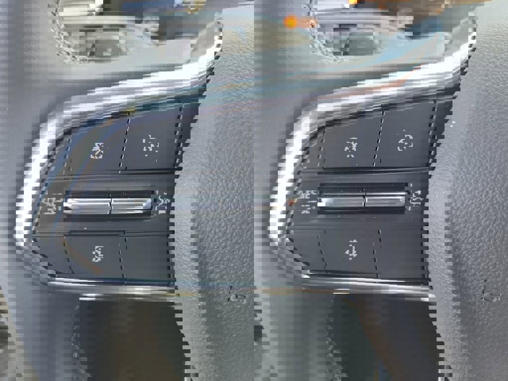 New 2026 Chevrolet Suburban LS image 5