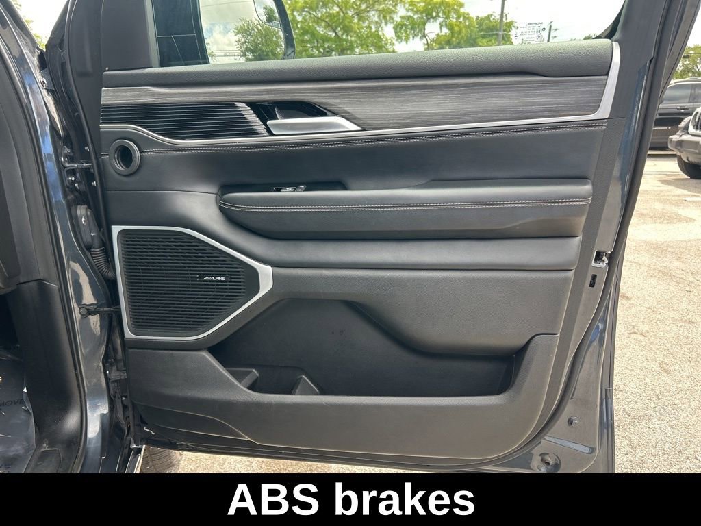 Used 2024 Jeep Wagoneer Series II image 26