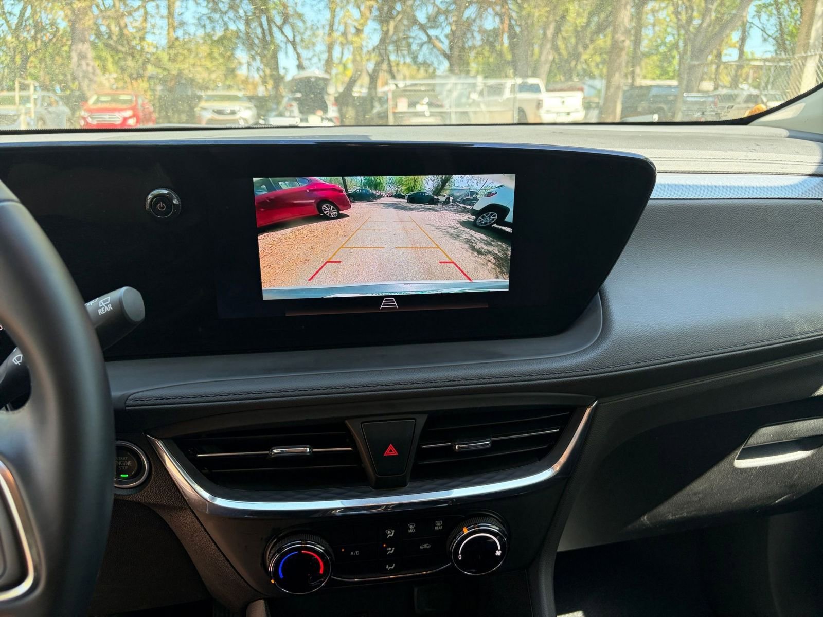 Used 2025 Buick Encore GX Preferred FWD image 17