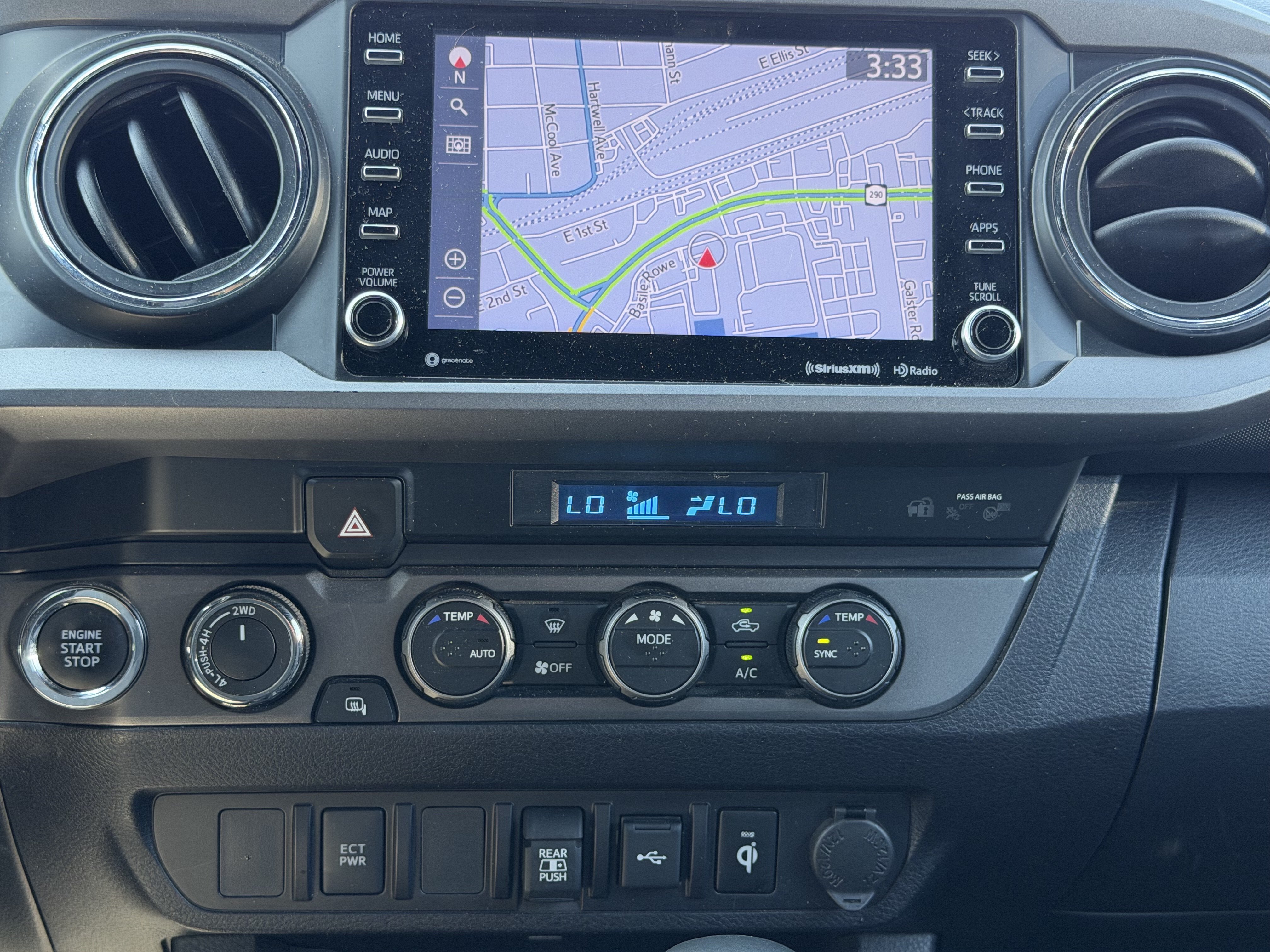 Used 2023 Toyota Tacoma TRD Sport AWD/4WD image 21