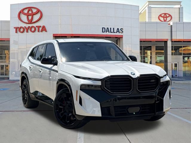 Used 2025 BMW XM AWD/4WD image 1