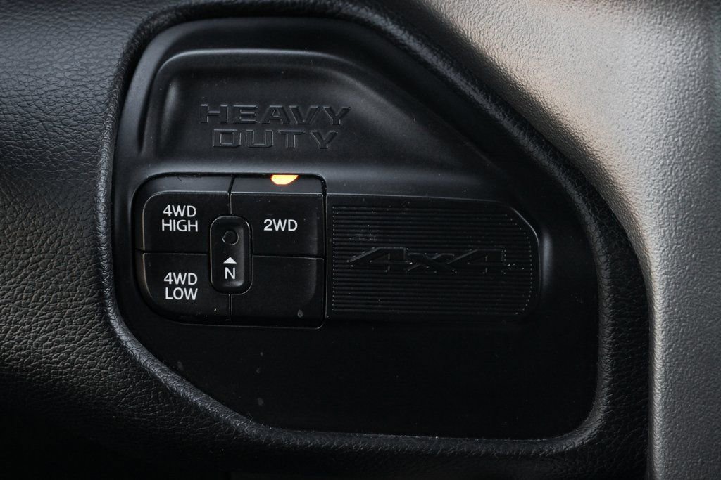 Used 2019 RAM 2500 Big Horn image 31