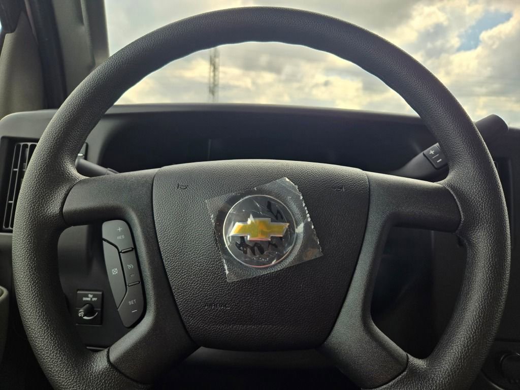 New 2025 Chevrolet Express 3500 w/ Power Convenience Package image 25