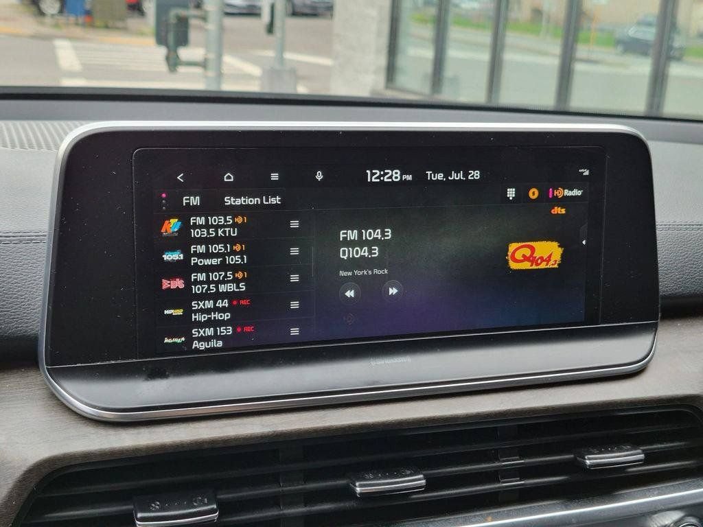 Certified 2022 Kia Telluride EX w/ EX Premium Package AWD/4WD image 20