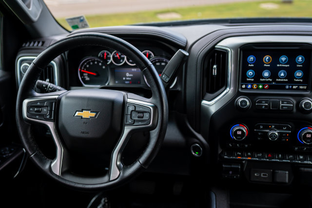 Used 2021 Chevrolet Silverado 1500 LTZ RWD image 6