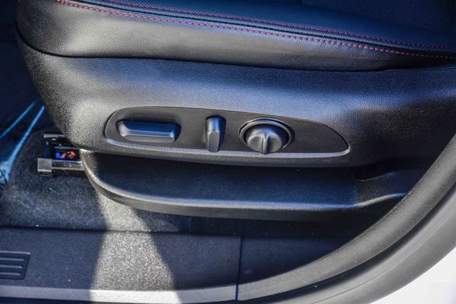 Used 2024 Chevrolet Equinox RS image 24