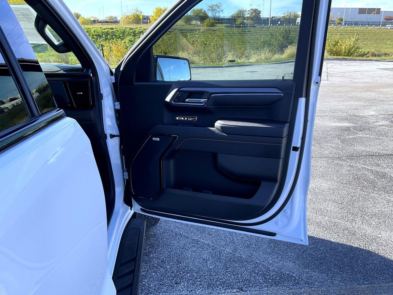 Certified 2024 GMC Sierra 1500 AT4 w/ Technology Package image 16