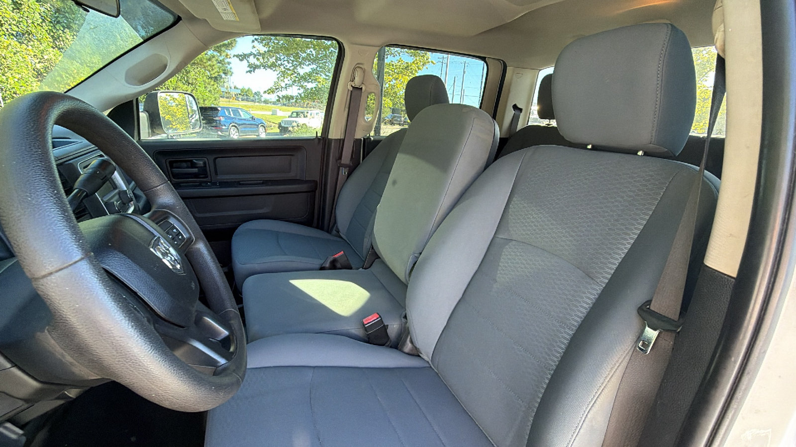 Used 2018 RAM 2500 Tradesman w/ Chrome Appearance Group AWD/4WD image 17