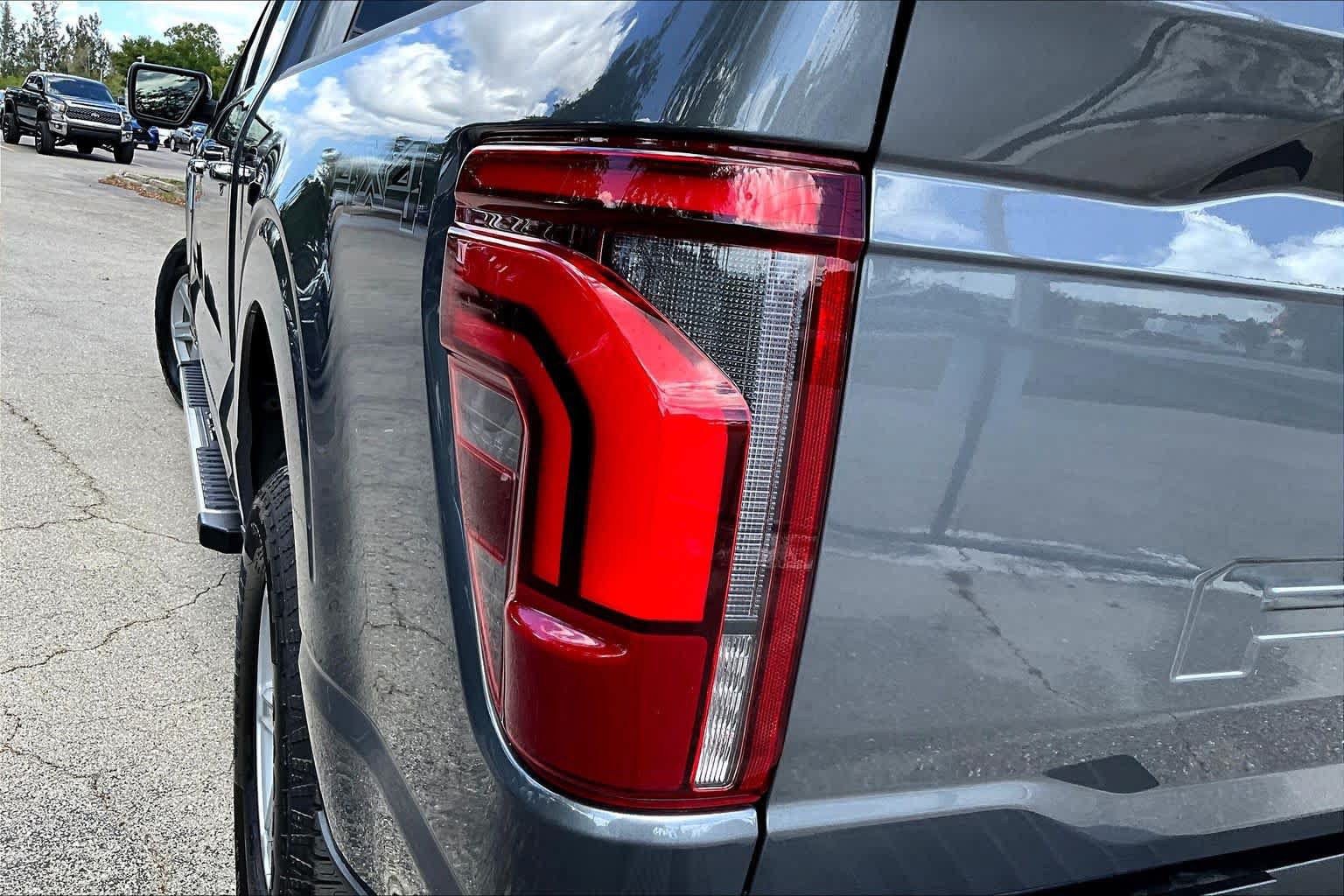 Used 2025 Ford F150 Lariat AWD/4WD image 50