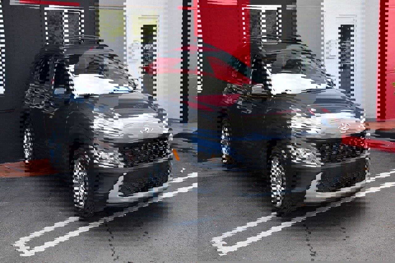 Used 2022 Hyundai Kona SEL