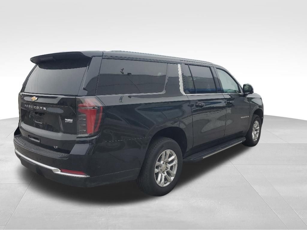 Used 2025 Chevrolet Suburban LT AWD/4WD image 6